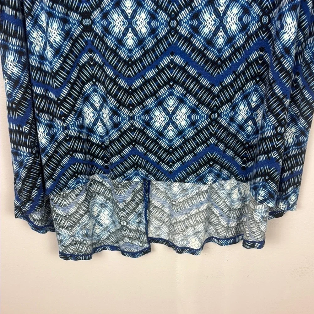 Rose & Olive Blue Graphic Asymmetrical 3/4 Sleeve Tunic Size 3X - Picture 7 of 10